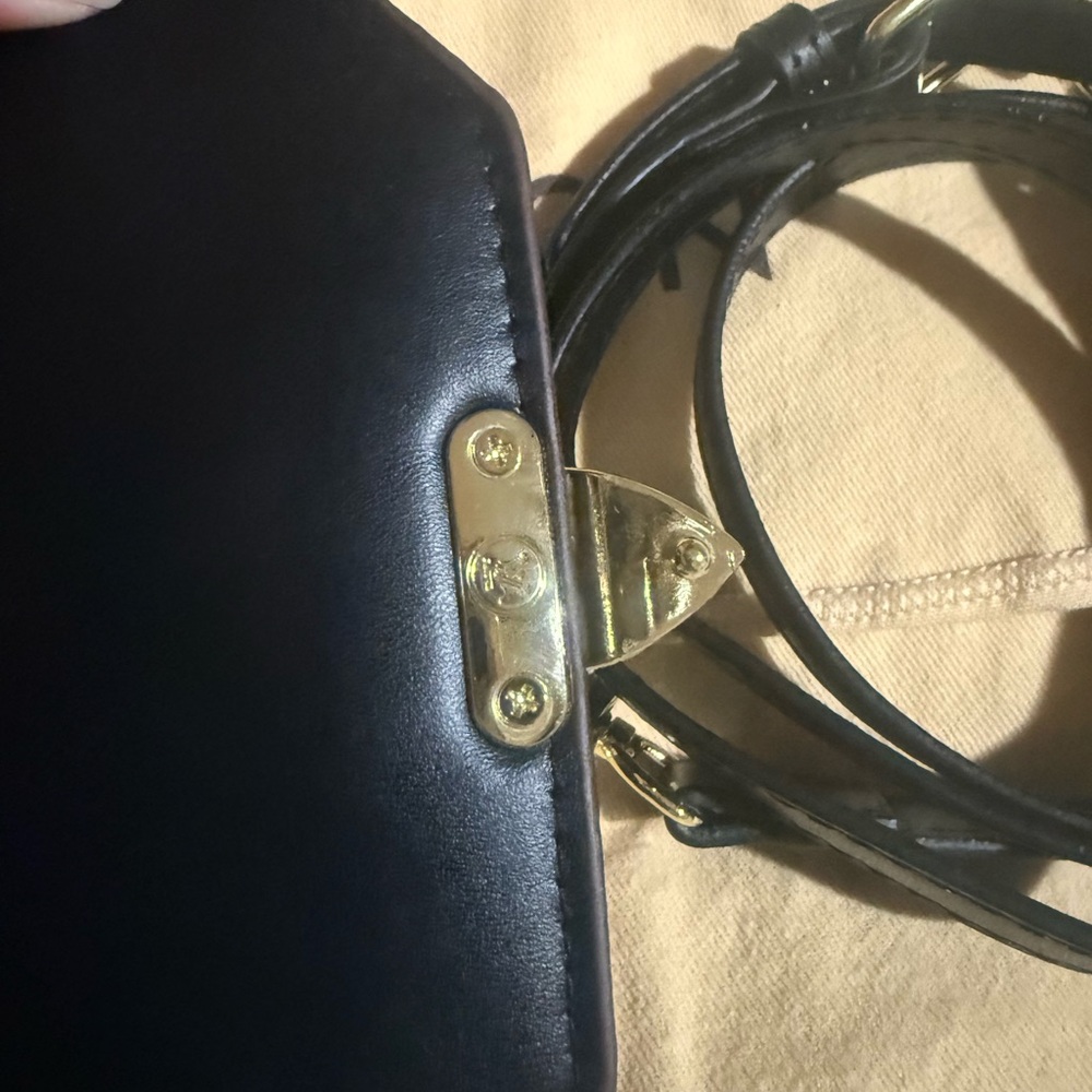 Camera Box Crossbody/Hand Bag - Picture 7 of 9